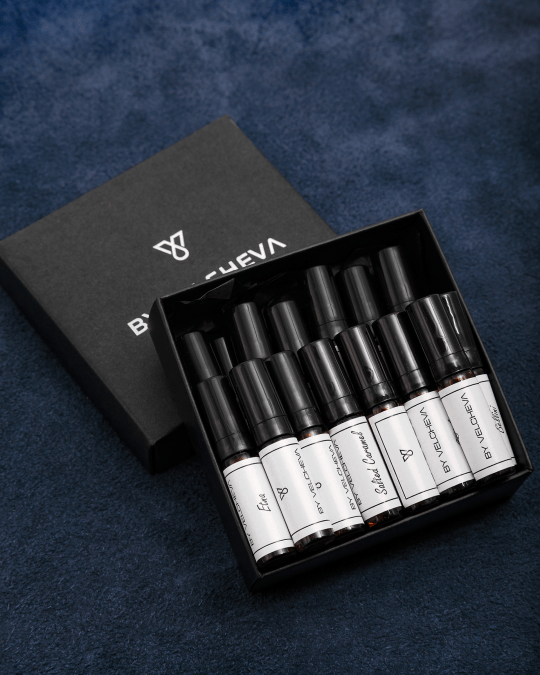 By Velcheva 24 Mini-Sprays – Luxus Duftproben Set für zuhause
